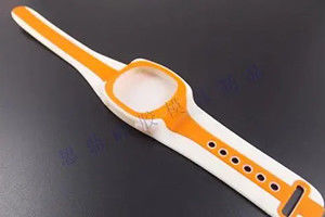 120 tonnellate due colori LSR Silicone macchina di stampaggio ad iniezione con tavolo rotativo