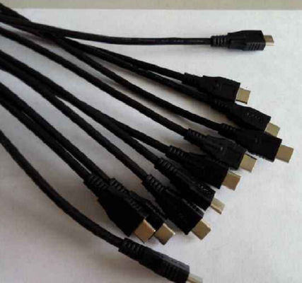 55 tonnellate macchina di stampaggio a iniezione con tipo C bianco utilizzato per caricare il cavo