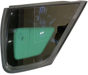 Accessori per autoveicoli Macchina per stampaggio a iniezione verticale con tavolo a basso lavoro 250 tonnellate