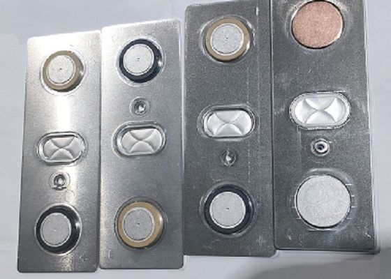 120 tonnellate Verticale doppia macchina a iniezione a colori per il rivestimento della batteria di nuova energia