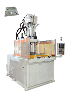 120 tonnellate Verticale doppia macchina di stampaggio a iniezione di colore per il coperchio della batteria di nuova energia