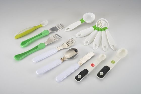 Macchina per lo stampaggio a iniezione verticale da 85 tonnellate con doppio scivolo per bambini cucchiaio