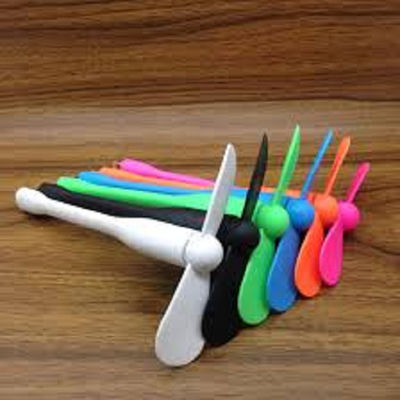 Macchina di stampaggio a iniezione a singolo scivolo verticale per mini ventilatore per telefono