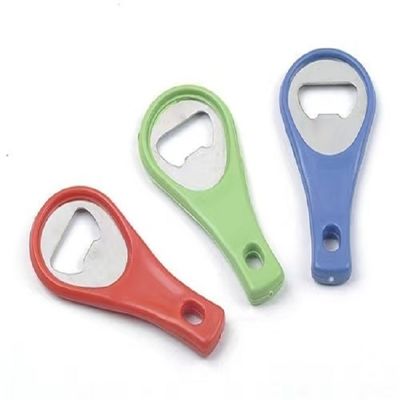 Macchina per lo stampaggio a iniezione verticale di plastica con doppio scivolo per apribottiglie