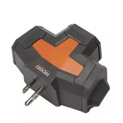 Due colori 170 tonnellate Vertical Injection Molding Machine per Outlet Extension Cord Hub