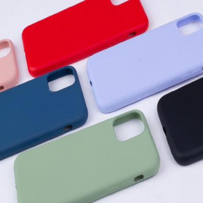 Macchina per l'iniezione di silicone LSR verticale utilizzata per la custodia per cellulari in silicone