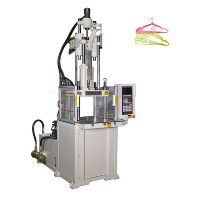 55 tonnellate macchina di stampaggio a iniezione verticale standard per la fabbricazione di appendiabiti