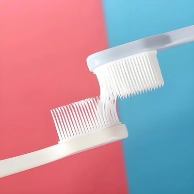 55 tonnellate Liquid Silicone Injection Molding Machine per la fabbricazione di spazzolini da denti in silicone