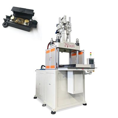 Macchine per la fabbricazione di tenitori di fusibili