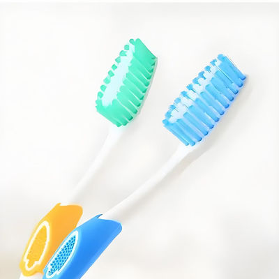 Macchina di stampaggio a iniezione verticale standard di alta qualità per la fabbricazione di spazzolini da denti