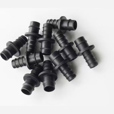 Macchina di stampaggio a iniezione di plastica rotativa verticale ad alta efficienza per la fabbricazione di parti auto